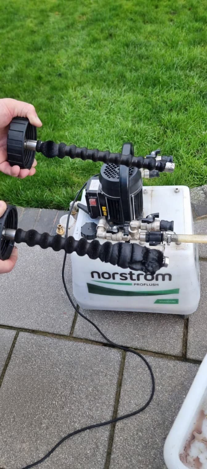 Completed plumbing and heating work — photo 16