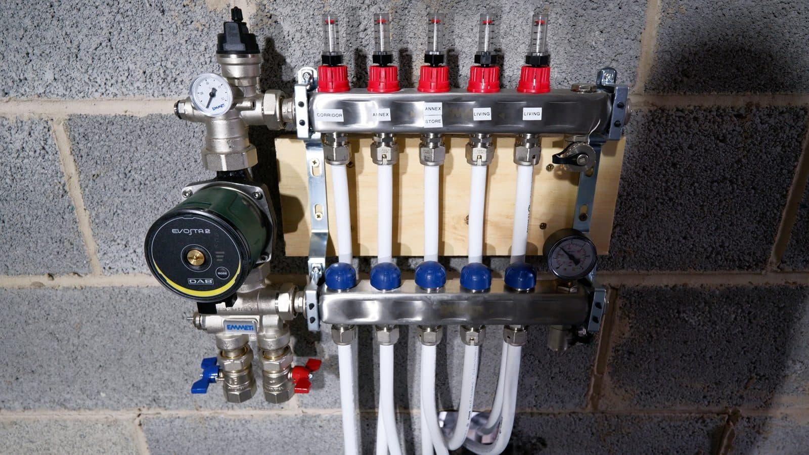 Completed plumbing and heating work — photo 5